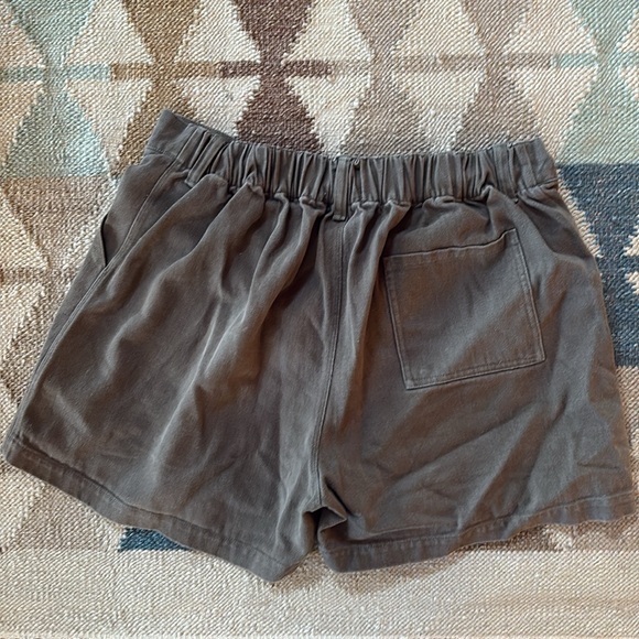 Oil and Lumber Men’s Shorts - Picture 3 of 4